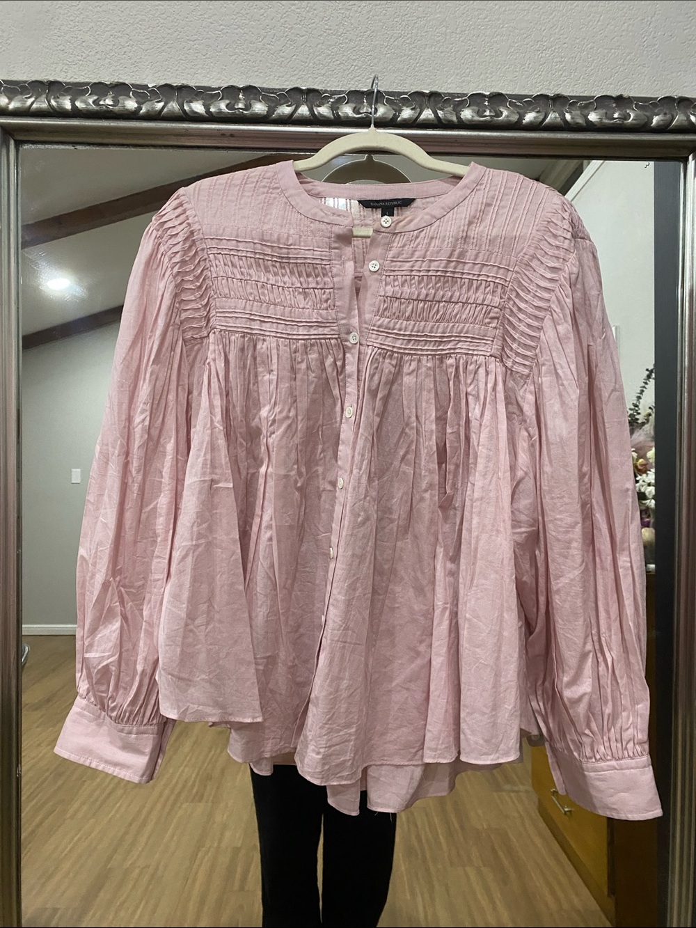 Banana Republic Pale Pink Pintuck Button Blouse